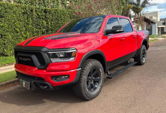 RAM 1500 5.7 V8 GASOLINA REBEL CD 4X4 AUTOMÁTICO
